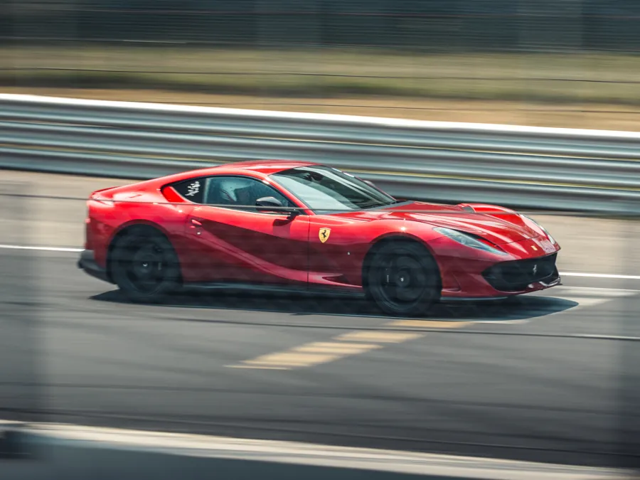 Ferrari in pista a un Trackday Track4fun