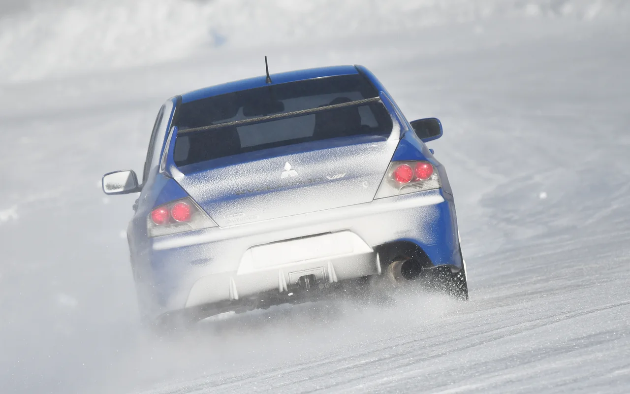 Crevacol Ice Driving